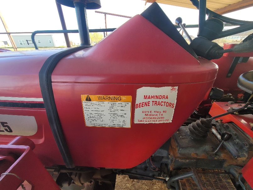 Mahindra 3525DI Tractor with Implements pic #8